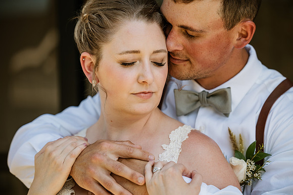 Brad-Jessica-Redland-Family-Farm-Oregon-City-Wedding-Photos-3813