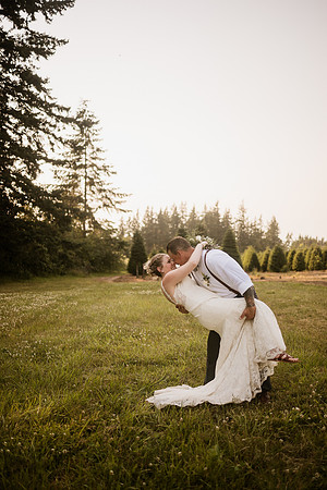 Brad-Jessica-Redland-Family-Farm-Oregon-City-Wedding-Photos-4655