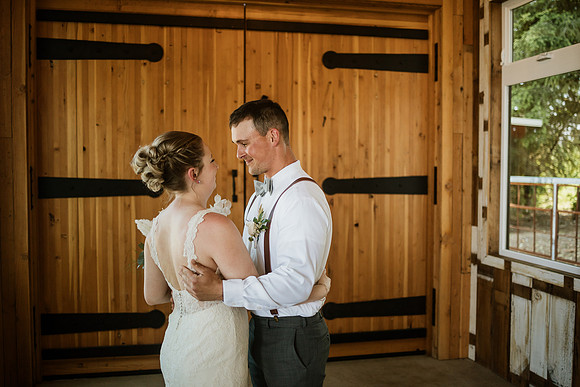 Brad-Jessica-Redland-Family-Farm-Oregon-City-Wedding-Photos-3519