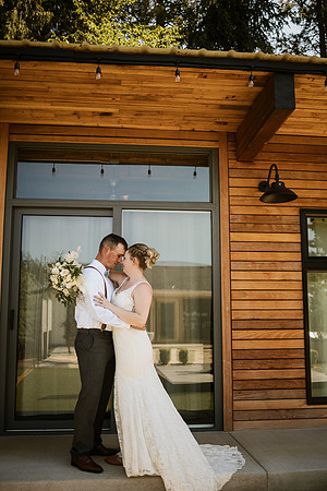 Brad-Jessica-Redland-Family-Farm-Oregon-City-Wedding-Photos-3705
