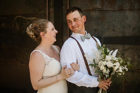 Brad-Jessica-Redland-Family-Farm-Oregon-City-Wedding-Photos-3788