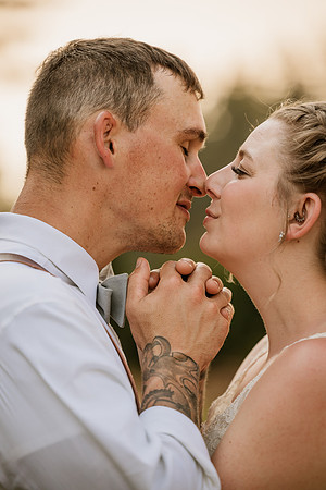 Brad-Jessica-Redland-Family-Farm-Oregon-City-Wedding-Photos-4535