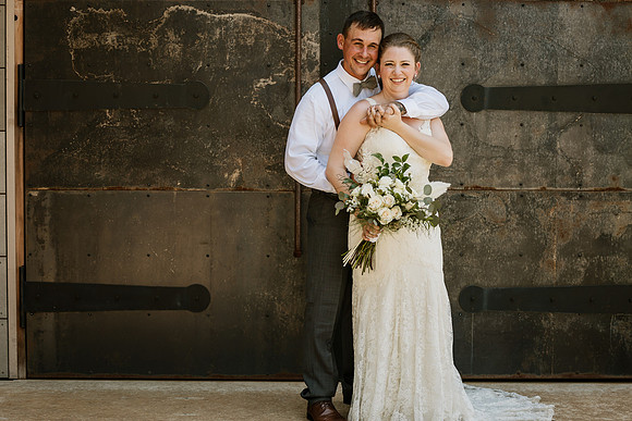 Brad-Jessica-Redland-Family-Farm-Oregon-City-Wedding-Photos-4005