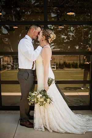 Brad-Jessica-Redland-Family-Farm-Oregon-City-Wedding-Photos-3580 - Copy