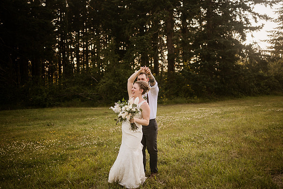 Brad-Jessica-Redland-Family-Farm-Oregon-City-Wedding-Photos-4615