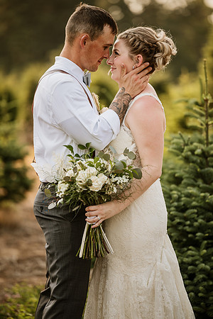 Brad-Jessica-Redland-Family-Farm-Oregon-City-Wedding-Photos-4454