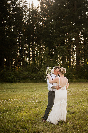 Brad-Jessica-Redland-Family-Farm-Oregon-City-Wedding-Photos-4611