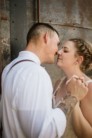 Brad-Jessica-Redland-Family-Farm-Oregon-City-Wedding-Photos-4150