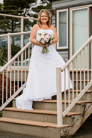 Tyler-Jennifer-Chinook-Winds-Casino-Lincoln-City-Oregon-Wedding-64