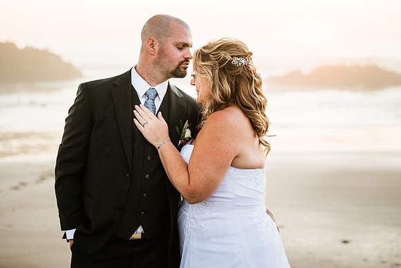 Tyler-Jennifer-Chinook-Winds-Casino-Lincoln-City-Oregon-Wedding-182