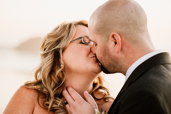 Tyler-Jennifer-Chinook-Winds-Casino-Lincoln-City-Oregon-Wedding-178