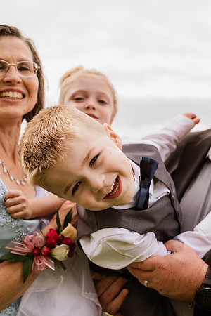 Tyler-Jennifer-Chinook-Winds-Casino-Lincoln-City-Oregon-Wedding-71
