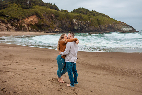Giovanna-Engagement-Photos-Lincoln-City-Oregon-0051