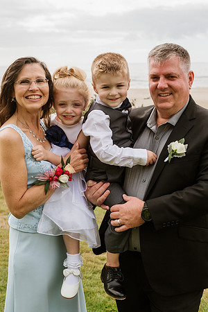Tyler-Jennifer-Chinook-Winds-Casino-Lincoln-City-Oregon-Wedding-70