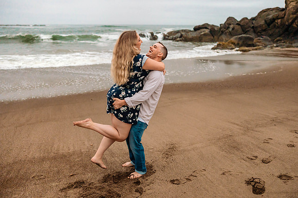Giovanna-Engagement-Photos-Lincoln-City-Oregon-0374