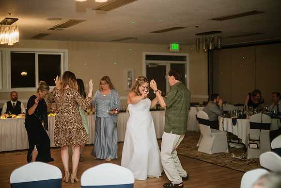 Tyler-Jennifer-Chinook-Winds-Casino-Lincoln-City-Oregon-Wedding-250