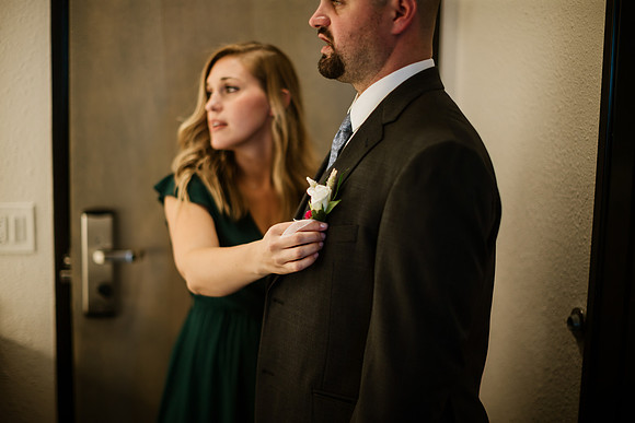 Tyler-Jennifer-Chinook-Winds-Casino-Lincoln-City-Oregon-Wedding-19