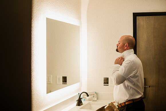 Tyler-Jennifer-Chinook-Winds-Casino-Lincoln-City-Oregon-Wedding-7