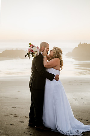 Tyler-Jennifer-Chinook-Winds-Casino-Lincoln-City-Oregon-Wedding-208