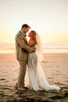 Michael-Annie-pacific-City-Cape-Kiwanda-Oregon-Elopement-2021-83