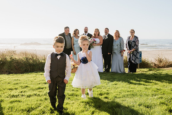 Tyler-Jennifer-Chinook-Winds-Casino-Lincoln-City-Oregon-Wedding-115