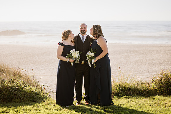 Tyler-Jennifer-Chinook-Winds-Casino-Lincoln-City-Oregon-Wedding-122