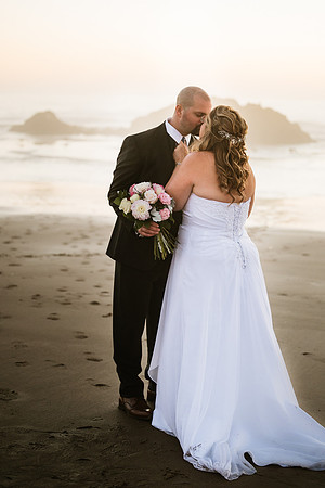 Tyler-Jennifer-Chinook-Winds-Casino-Lincoln-City-Oregon-Wedding-205
