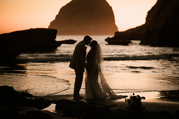 Michael-Annie-pacific-City-Cape-Kiwanda-Oregon-Elopement-2021-130