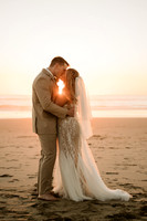 Michael-Annie-pacific-City-Cape-Kiwanda-Oregon-Elopement-2021-85