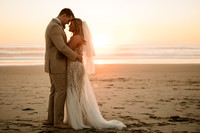 Michael-Annie-pacific-City-Cape-Kiwanda-Oregon-Elopement-2021-88