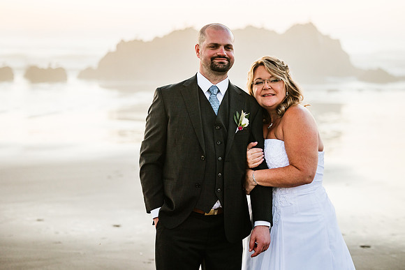 Tyler-Jennifer-Chinook-Winds-Casino-Lincoln-City-Oregon-Wedding-185