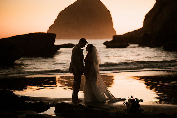 Michael-Annie-pacific-City-Cape-Kiwanda-Oregon-Elopement-2021-129
