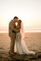 Michael-Annie-pacific-City-Cape-Kiwanda-Oregon-Elopement-2021-84
