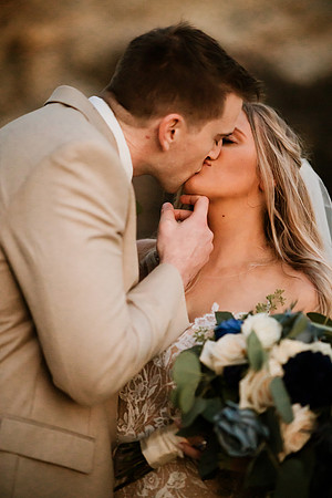 Michael-Annie-pacific-City-Cape-Kiwanda-Oregon-Elopement-2021-126