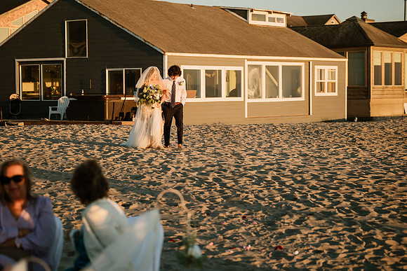 Michael-Annie-pacific-City-Cape-Kiwanda-Oregon-Elopement-2021-52