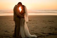 Michael-Annie-pacific-City-Cape-Kiwanda-Oregon-Elopement-2021-89