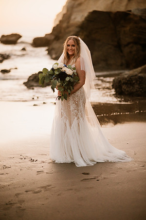Michael-Annie-pacific-City-Cape-Kiwanda-Oregon-Elopement-2021-111