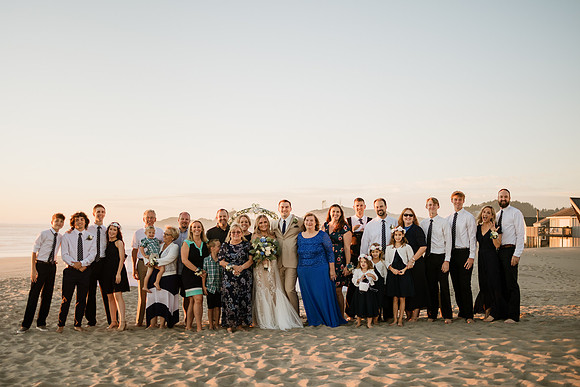 Michael-Annie-pacific-City-Cape-Kiwanda-Oregon-Elopement-2021-75