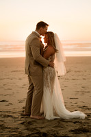 Michael-Annie-pacific-City-Cape-Kiwanda-Oregon-Elopement-2021-92