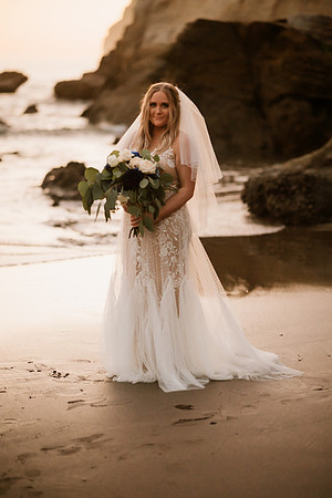 Michael-Annie-pacific-City-Cape-Kiwanda-Oregon-Elopement-2021-110
