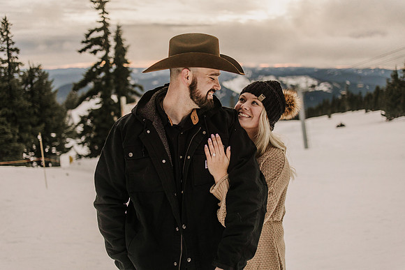 Gage-Mckayla-Timberline-Lodge-Mount-Hood-Oregon-Engagemnet-Photos-9745