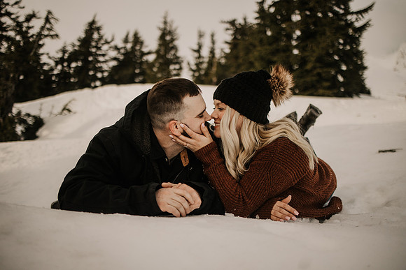 Gage-Mckayla-Timberline-Lodge-Mount-Hood-Oregon-Engagemnet-Photos-9339