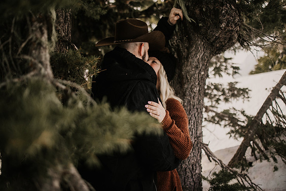 Gage-Mckayla-Timberline-Lodge-Mount-Hood-Oregon-Engagemnet-Photos-9321