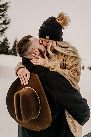 Gage-Mckayla-Timberline-Lodge-Mount-Hood-Oregon-Engagemnet-Photos-9701