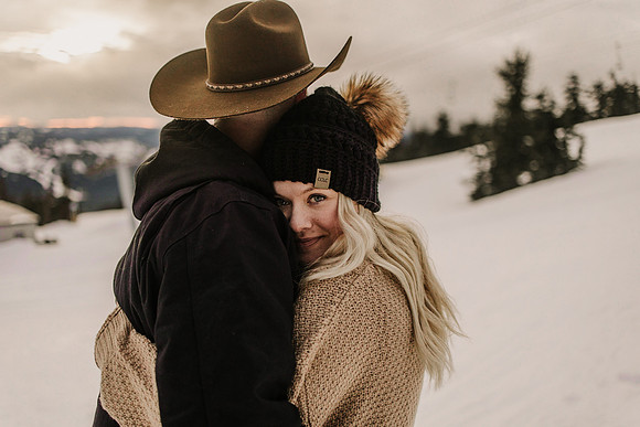 Gage-Mckayla-Timberline-Lodge-Mount-Hood-Oregon-Engagemnet-Photos-9731