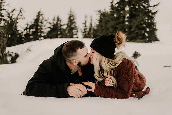 Gage-Mckayla-Timberline-Lodge-Mount-Hood-Oregon-Engagemnet-Photos-9332