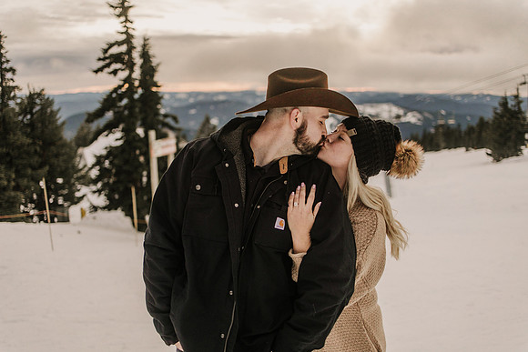 Gage-Mckayla-Timberline-Lodge-Mount-Hood-Oregon-Engagemnet-Photos-9752