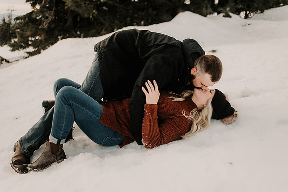 Gage-Mckayla-Timberline-Lodge-Mount-Hood-Oregon-Engagemnet-Photos-9256
