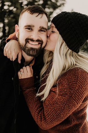 Gage-Mckayla-Timberline-Lodge-Mount-Hood-Oregon-Engagemnet-Photos-9212