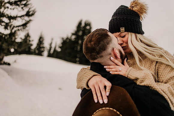 Gage-Mckayla-Timberline-Lodge-Mount-Hood-Oregon-Engagemnet-Photos-9706